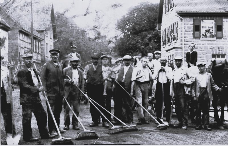 Datei:GHV Vorstadt-Strassenkehrer.JPG