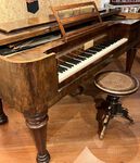 Pianoforte seitlich