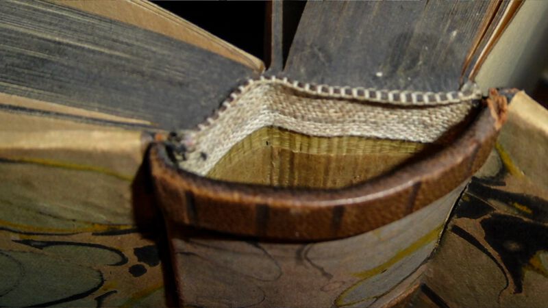 Datei:GHV Buchbinderei-Beispiel-Fadenheftung.JPG